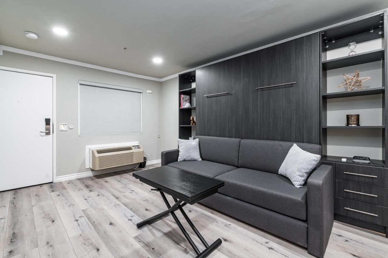 Omeo Suites Alhambra Esterno foto