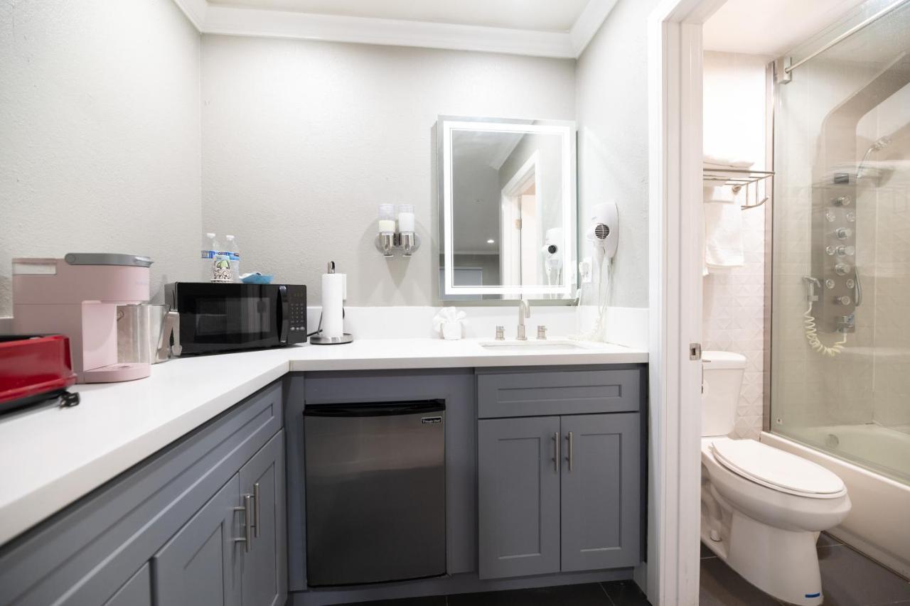 Omeo Suites Alhambra Esterno foto