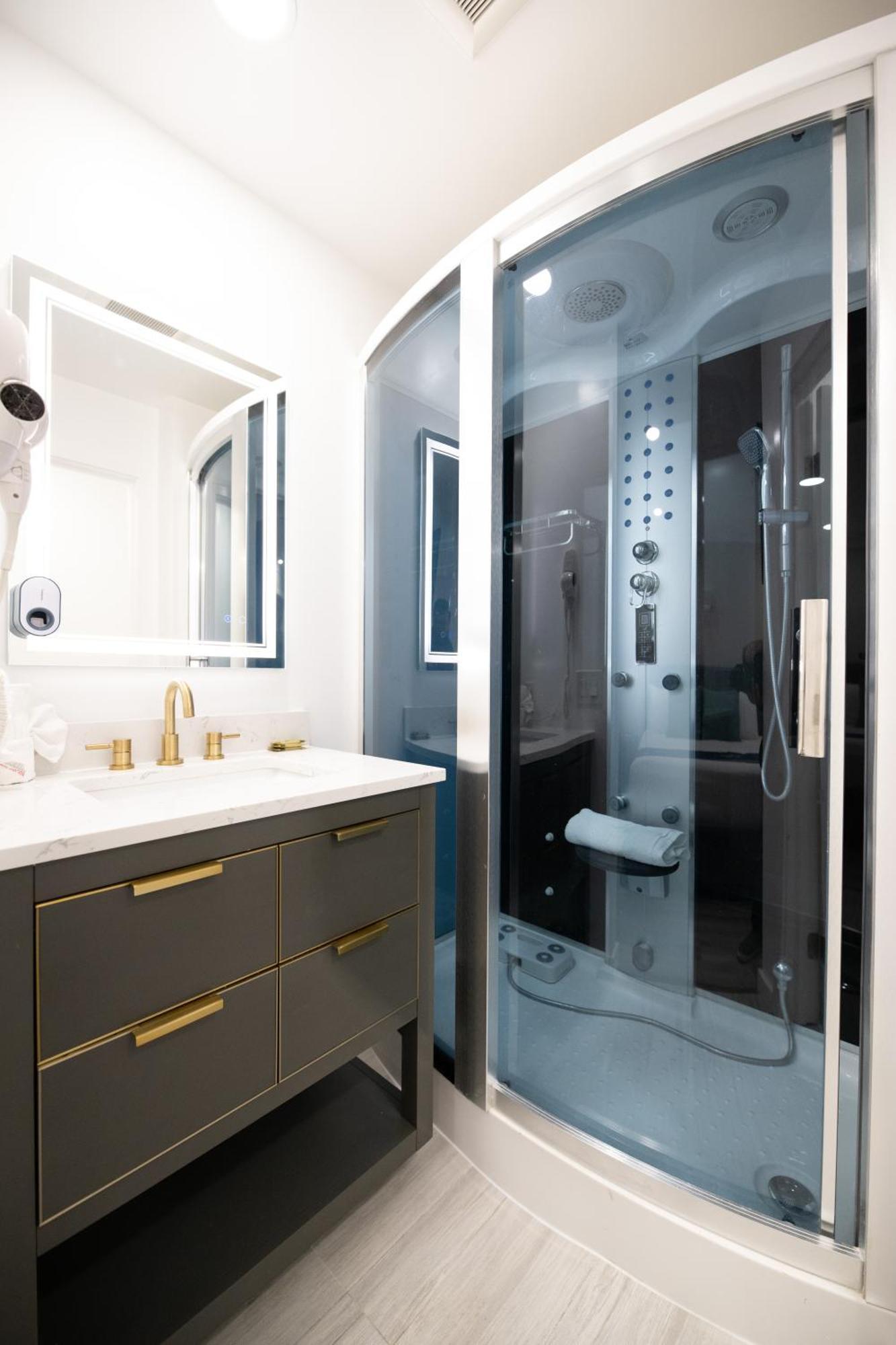 Omeo Suites Alhambra Esterno foto